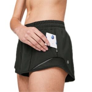 Lululemon Hotty Hot Short II *2.5"
Black Size 2 Run Athletic